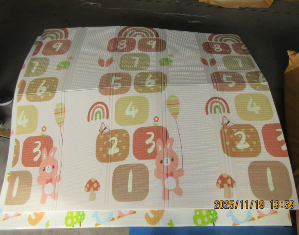 009084 Covoras termo 1*200*180cm (asortiment)