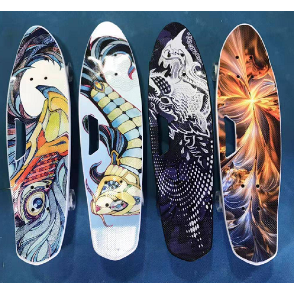 001824 Penny board (roti PU cu lumini)