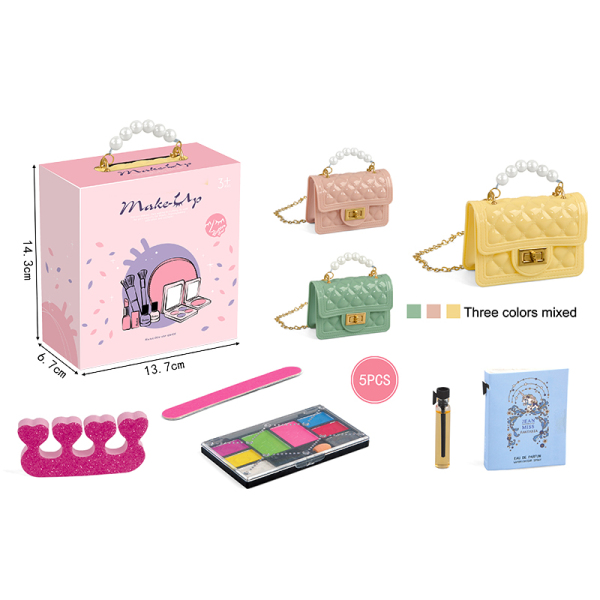 009541 Cosmetica in geanta