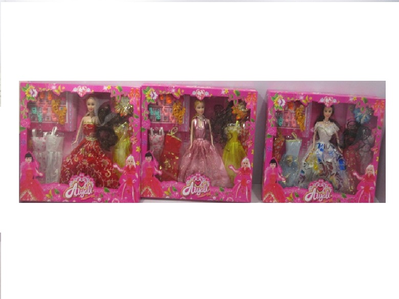 001281 Papusa cu accesorii