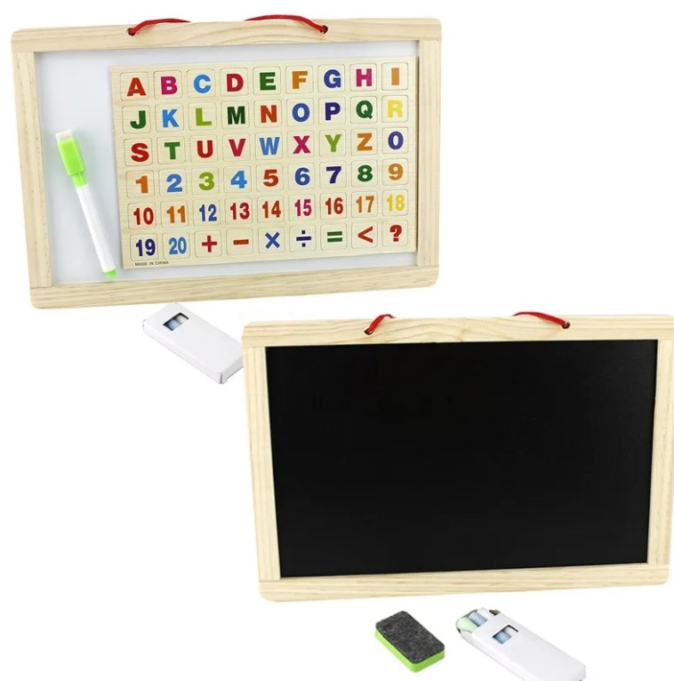 007574 Tabla din lemn cu alfabet eng