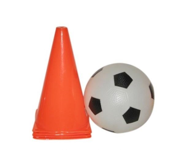 008242 Set conuri cu minge