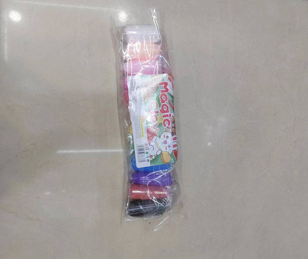 009510 Set plastilina 12 buc