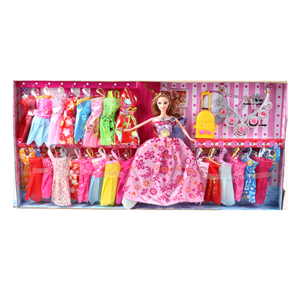 010327 Papusa cu accesorii